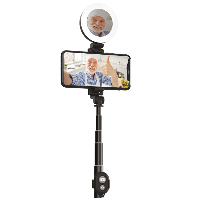 selfiestick_ZDJ.jpg